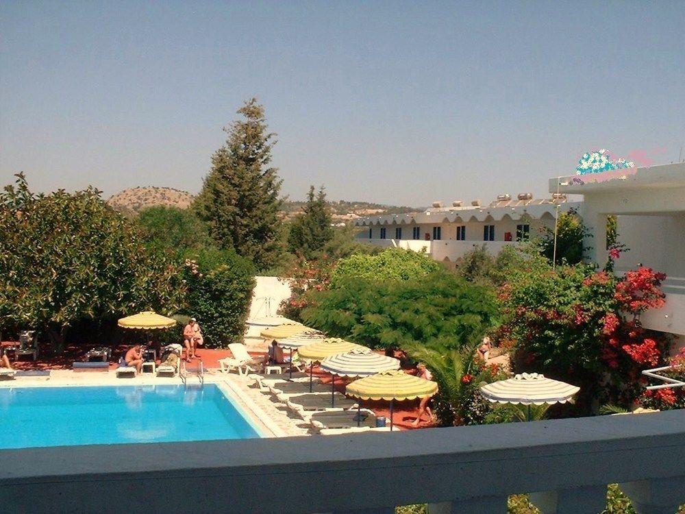 Belvita Hotel Kolýmbia Eksteriør bilde