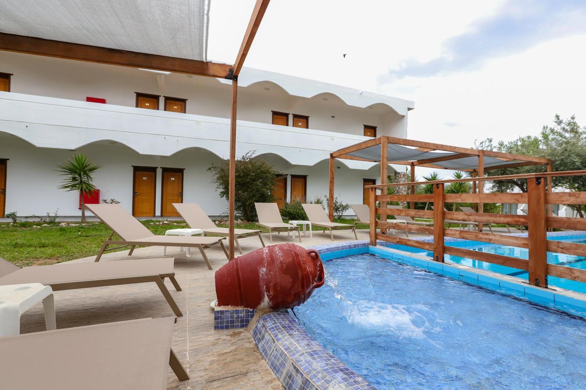 Belvita Hotel Kolýmbia Eksteriør bilde