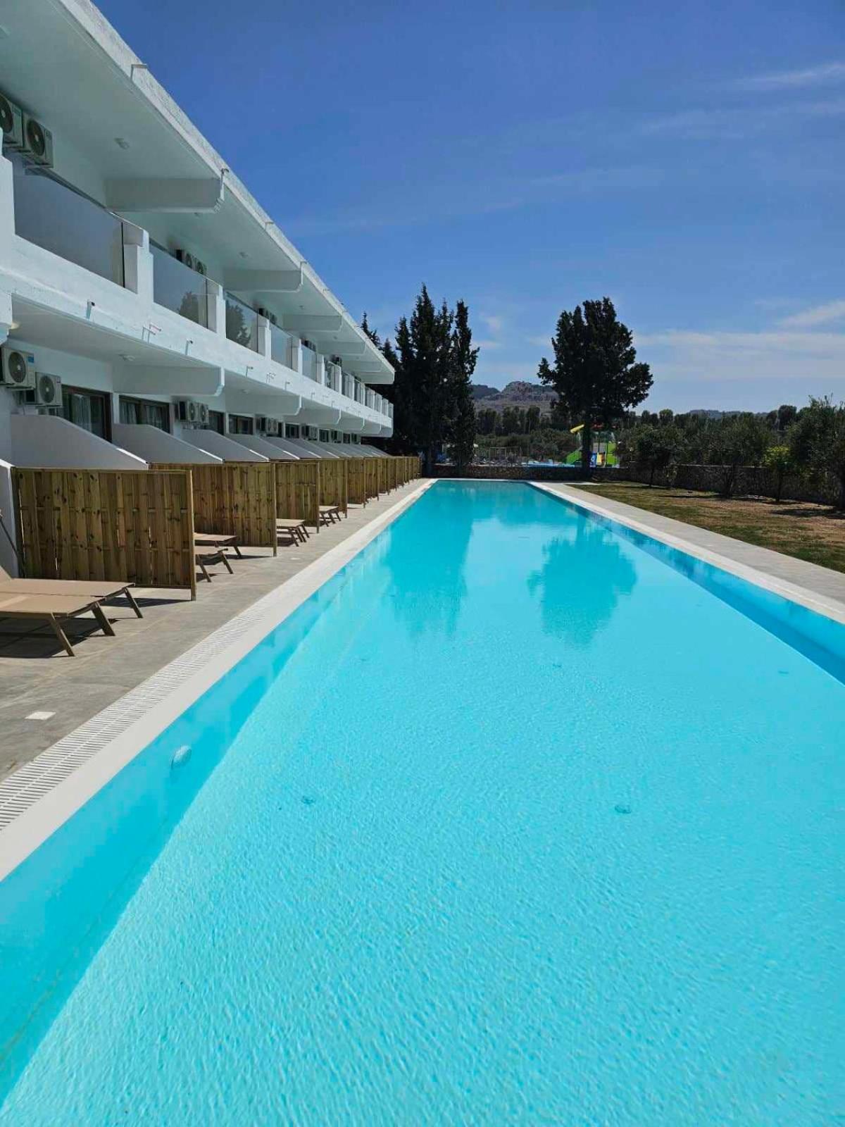 Belvita Hotel Kolýmbia Eksteriør bilde